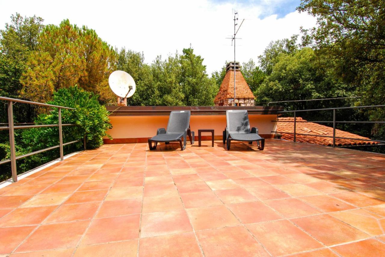 Monte Malbe Charming With Garden And Parking